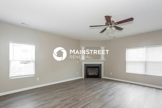 Building Photo - 4 Bedroom Pet-Friendly Home in Harrisburg, NC with Main Street Renewal