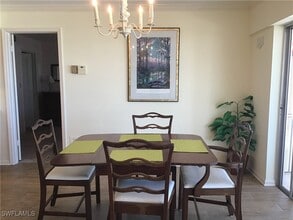 Building Photo - 2600 Gulf Shore Blvd N