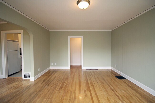 Foto del edificio - 2703 NW Raleigh St