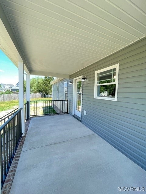 Building Photo - 104 Mitchells Ln