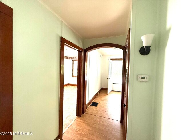 Foto del edificio - 155 Wells Mills Rd