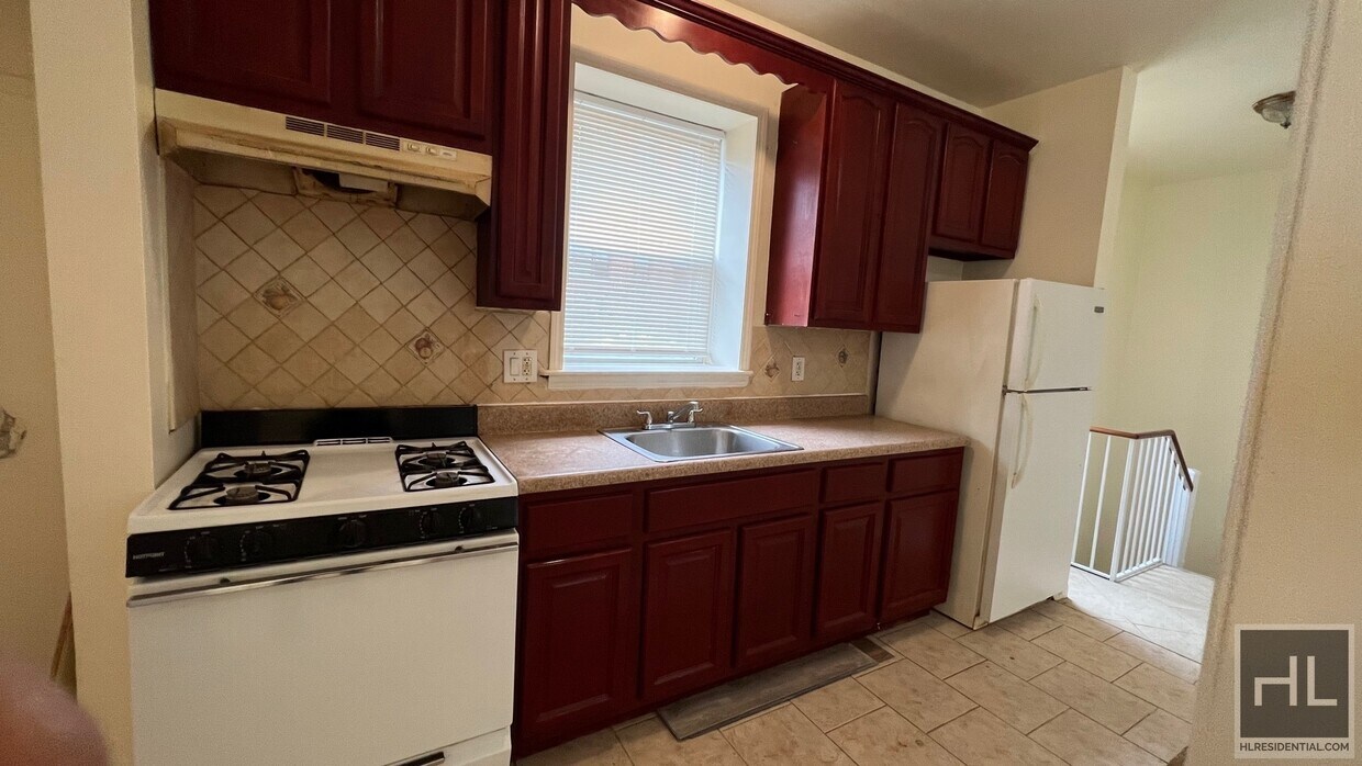 NEWLY RENOVATED 3 BEDROOM W/2 FULL BATH/ Apartment for Rent in Brooklyn, NY