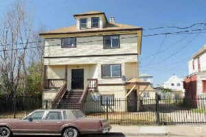 Building Photo - 862 36th
