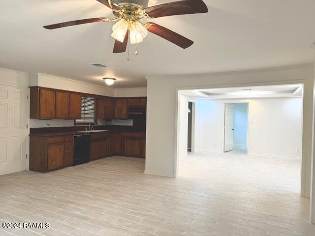 Foto del edificio - 108 Notre Dame Dr