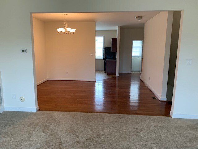 Dinning room - 3905 Schooner Ln