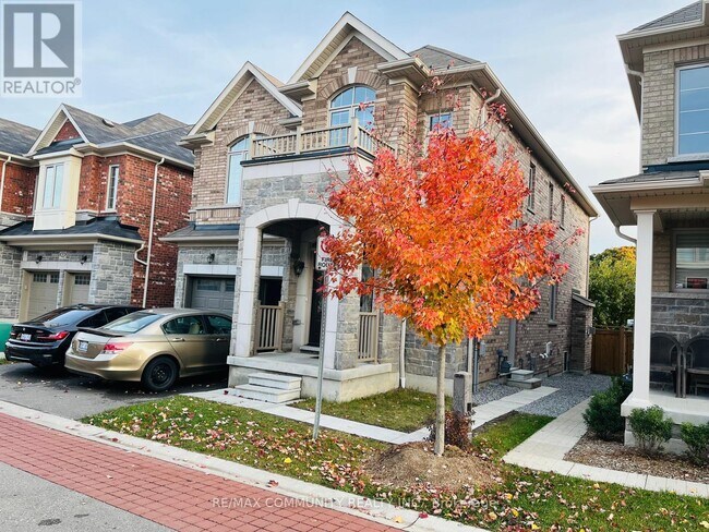 Building Photo - 30 Hassard-Short Ln