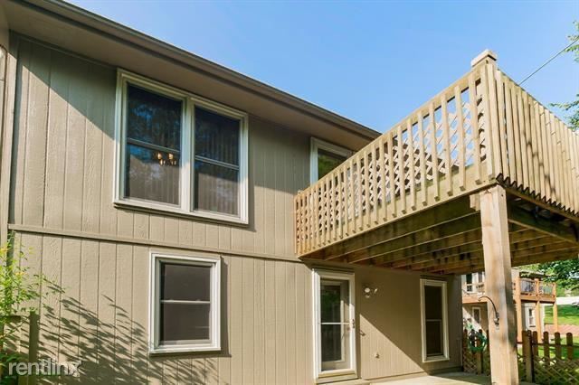 Building Photo - 2 br, 2.5 bath House - 418 NE 101st St