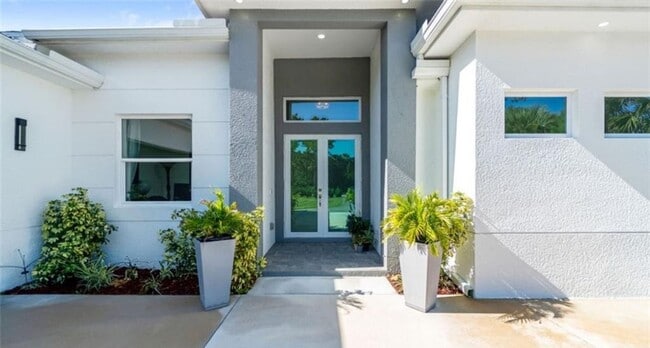 Foto del edificio - ***BEAUTIFUL-UNFURNISHED ANNUAL RENTAL***3...