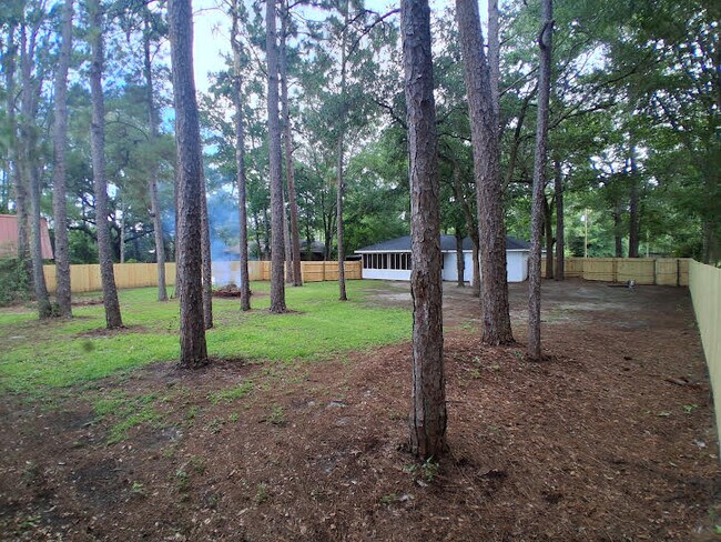 Foto del edificio - 14185 Jackson Ln