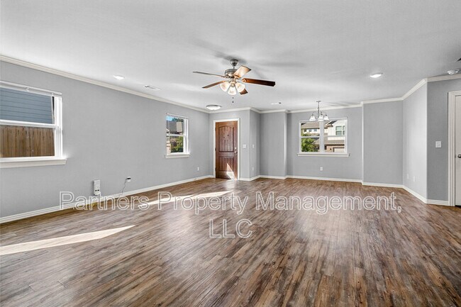Building Photo - 4090 W Santa Maria Ln