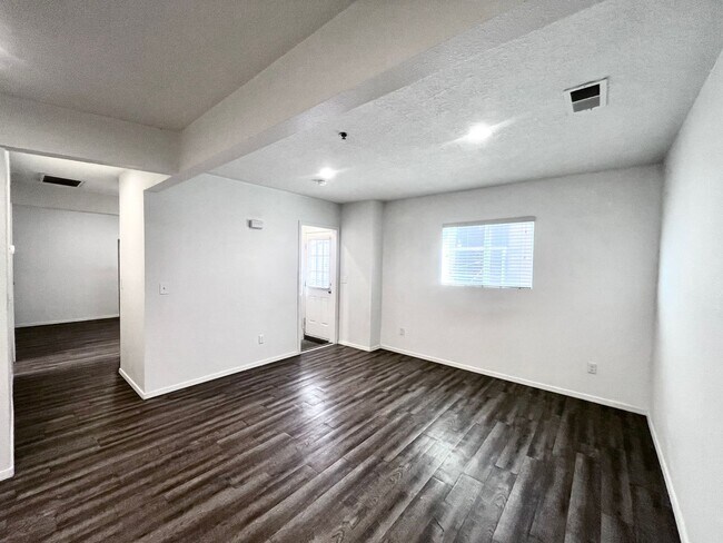 Foto del edificio - 1808-1810 Gold Ave SE