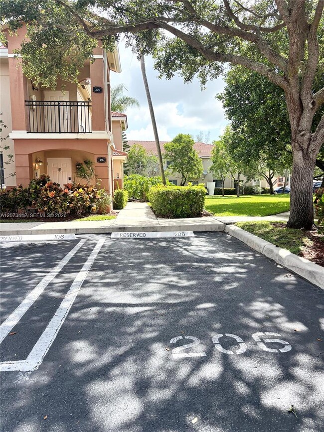 Building Photo - 3481 Briar Bay Blvd