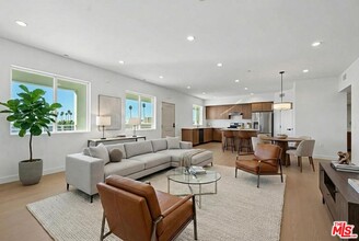 Building Photo - 1717 Winona Blvd