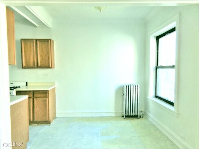 Building Photo - 6812 N Lakewood Ave