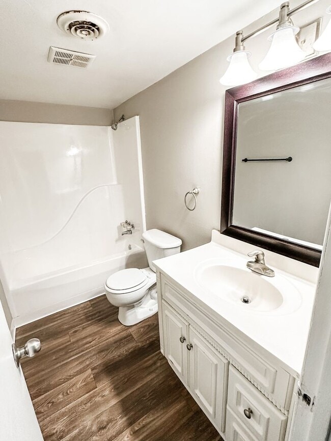 Interior Photo - Reserve At Third Creek