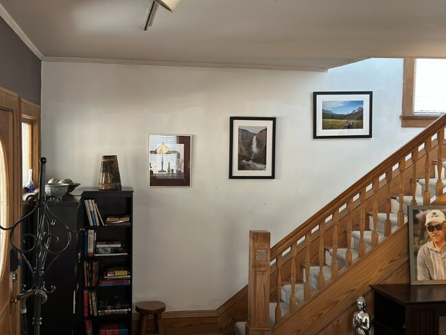 Building Photo - 1117 E Court St