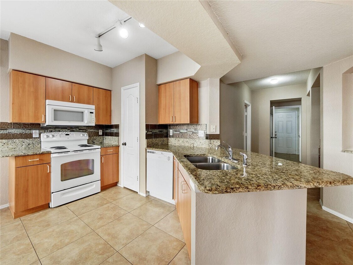 Primary Photo - 1309 Belmont Pl