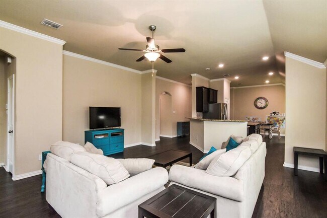Foto del edificio - 2117 Austin Ln
