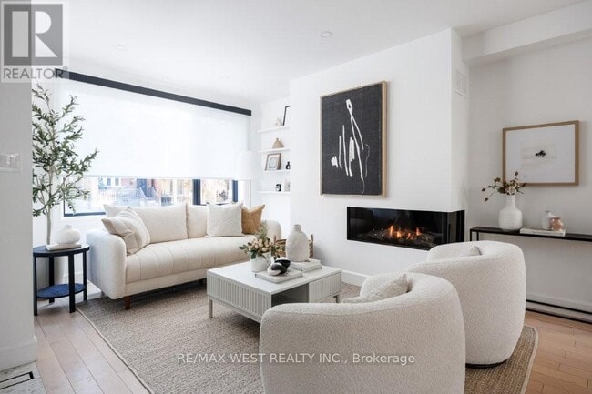 Photo du bâtiment - 424 Clendenan Ave