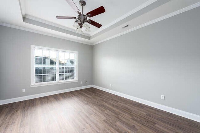 Foto del edificio - 7737 Eagle Lake Rd