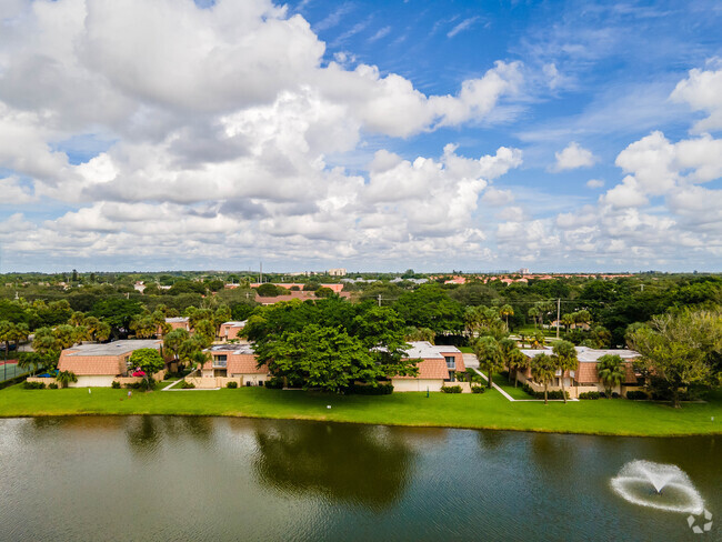 Building Photo - Waterside Luxury Townhomes