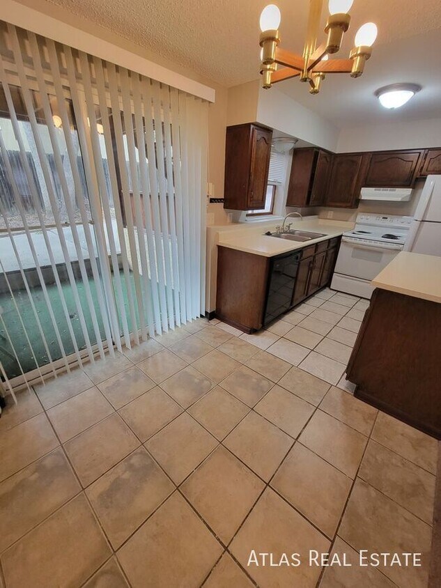 Foto principal - 730 Swope Ave