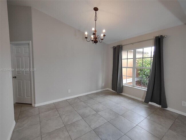 Building Photo - 151 SW S Wakefield Cir