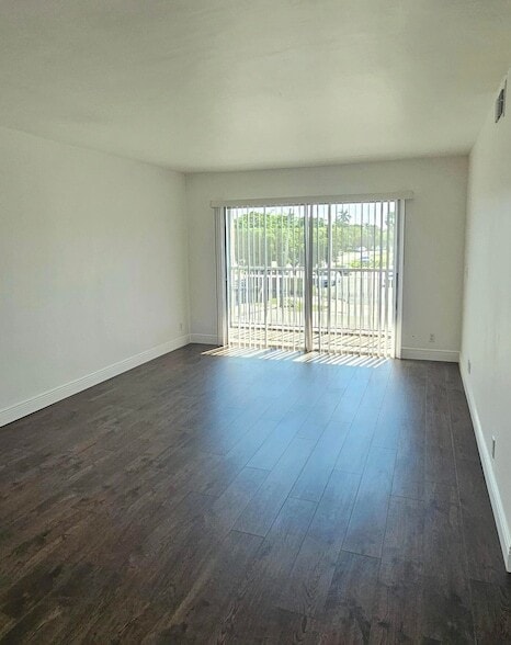 Photo - 1501 Crescent Cir Apartment