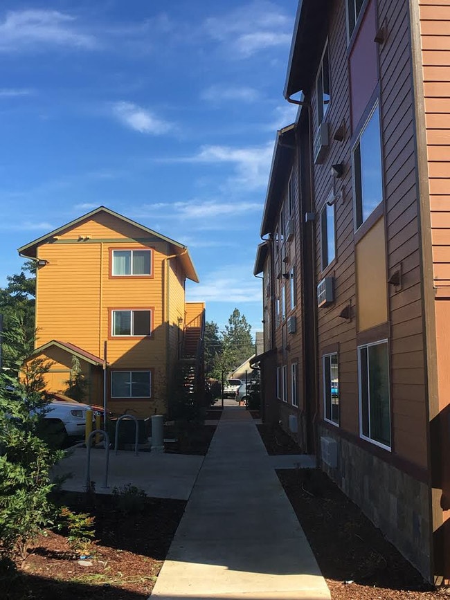 Ascot 146 Apartments Apartments Portland, OR