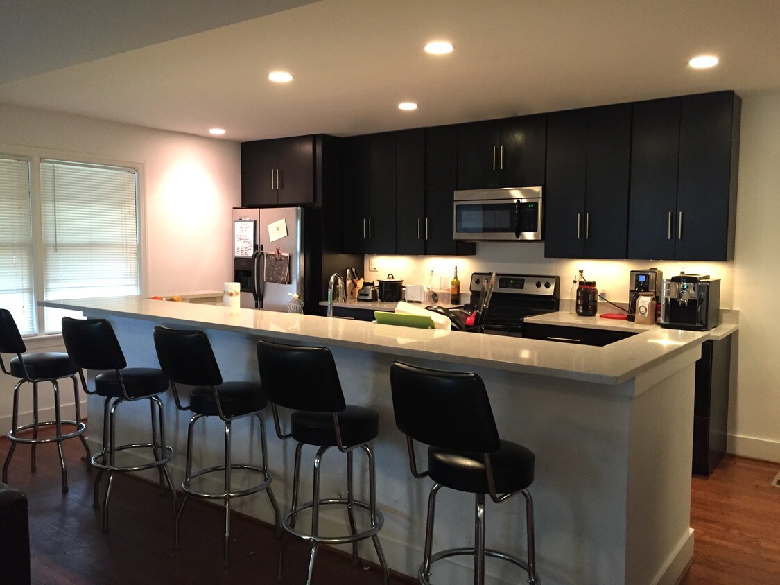 Foto principal - 2555 3rd St N