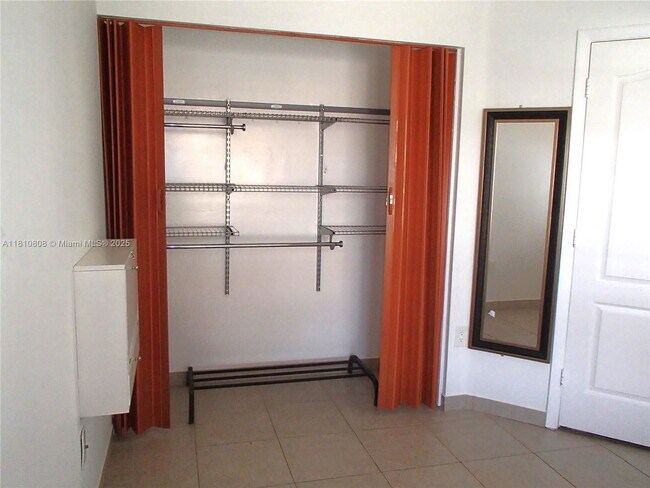 Foto del edificio - 21519 SW 90th Ave