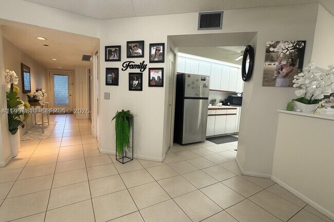 Foto del edificio - 12500 SW 5th Ct