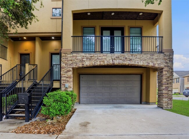 Building Photo - 1603 W 14th St