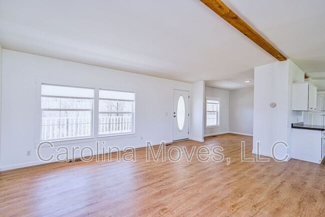 Foto del edificio - 78 Old McElhaney Rd