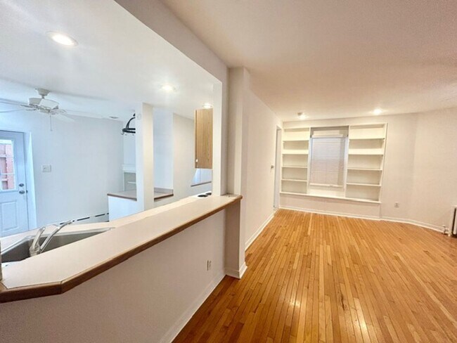 Foto del edificio - 847 N 22nd St