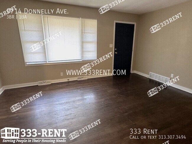 Foto del edificio - 9714 Donnelly Ave