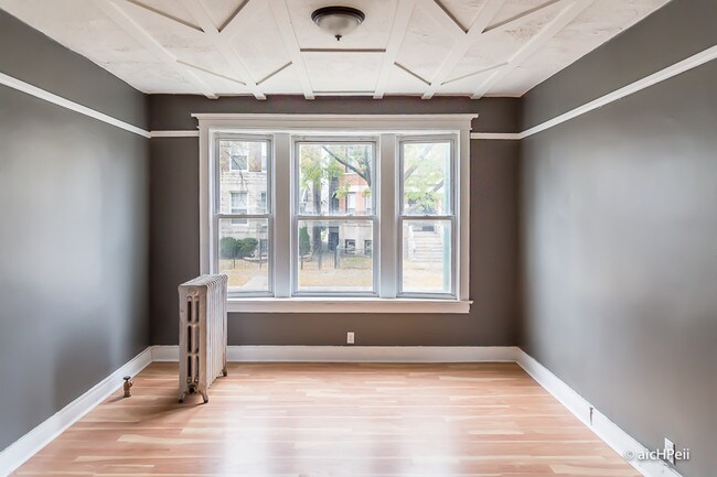 Building Photo - 7357 S Yale Ave