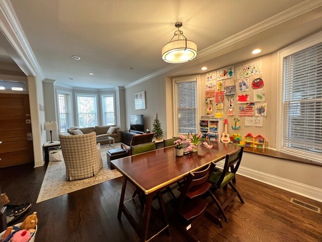 Building Photo - 3616 N Bosworth Ave