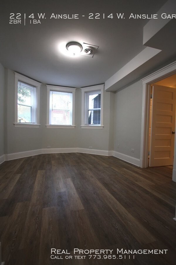 Building Photo - Lincoln Square 2 bedroom 1 bath gut rehab!