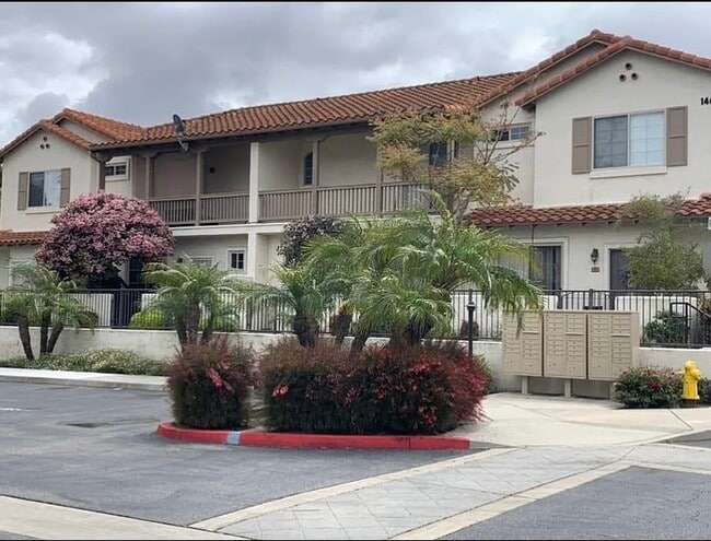 Foto del edificio - 1460 Rancho Rose Way