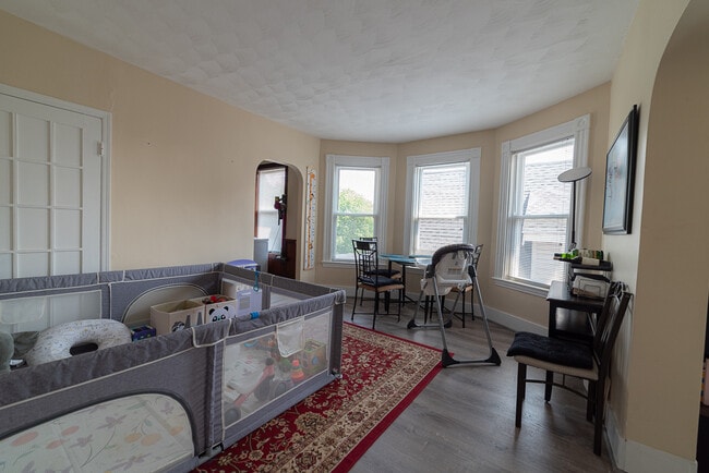 Dining Room 1 - 21 Granville Ave