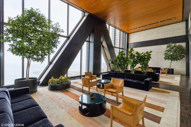 Foto del edificio - 175 E Delaware Pl