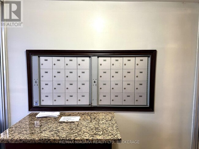 Building Photo - 7 Riverview Blvd