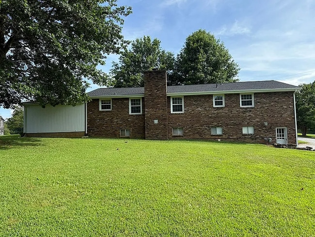 Foto del edificio - 2628 Frank Abernathy Rd