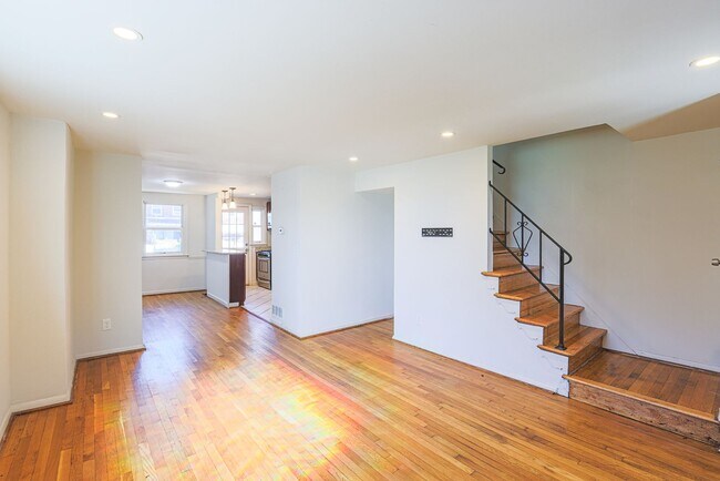 Foto del edificio - 4030 St Augustine Ln