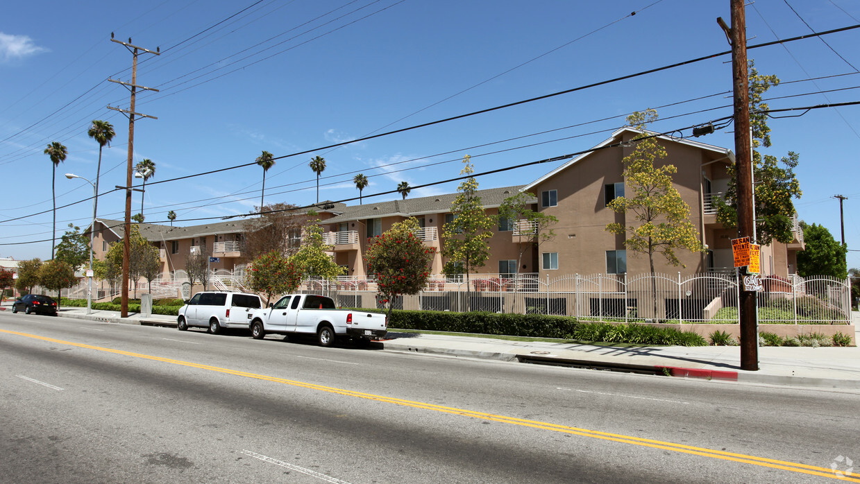 Primary Photo - Hoover Senior Apartments