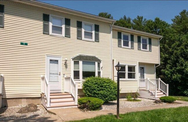 Building Photo - 120 Newton Rd
