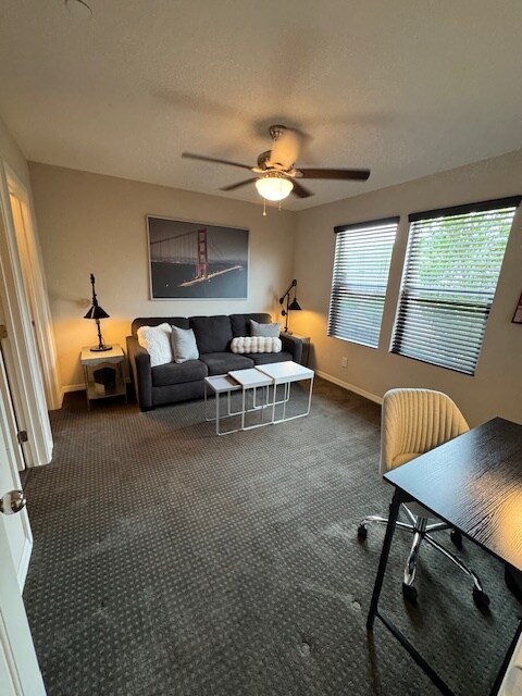 Building Photo - 62 Morning Mimosa Ct