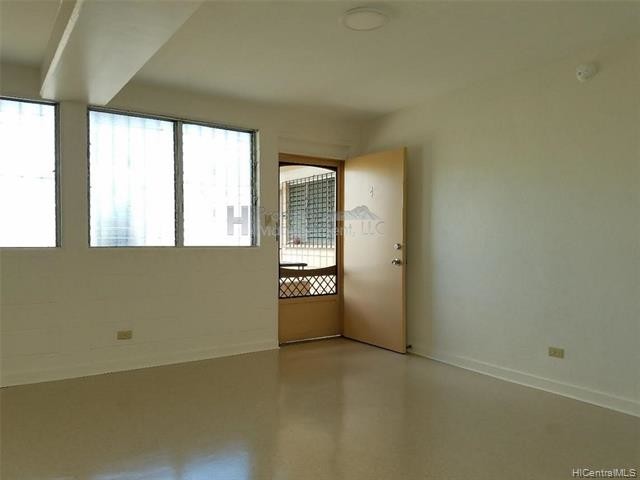 Building Photo - 926 Pumehana St