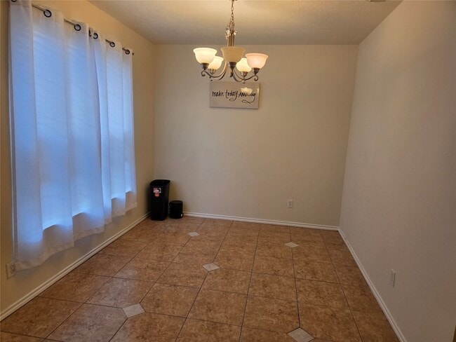 Foto del edificio - 6818 Stoneyvale Dr